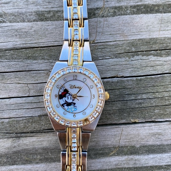 Disney Minnie Mouse watch stainless steel crystal embellished fits up to 7.25” - Picture 11 of 12